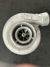 Load image into Gallery viewer, SPTHX5455-.63A/R HX30/35 Turbocharger TD42
